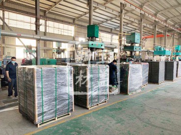 廠(chǎng)房?jī)?nèi)實(shí)景